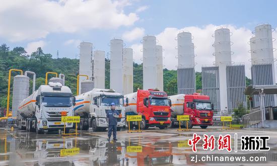 图为浙江省城市防汛排涝实战化演练现场，参与救援演练的车辆。蔡天樯 摄