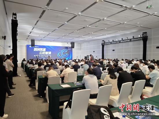 图为活动现场。薛淳月 摄