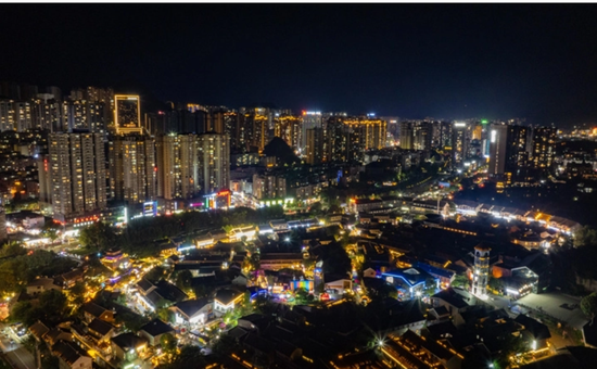 夏日六盘水夜景。