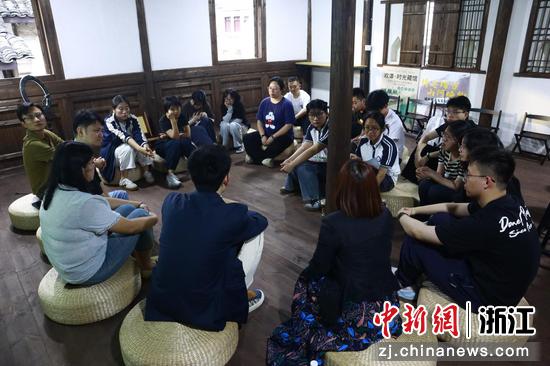 近日，各方力量齐聚，共探欢潭发展。（主办方供图）