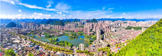 图为钟山区城市风光。摄影孙大方 图为钟山区城市风光。摄影孙大方