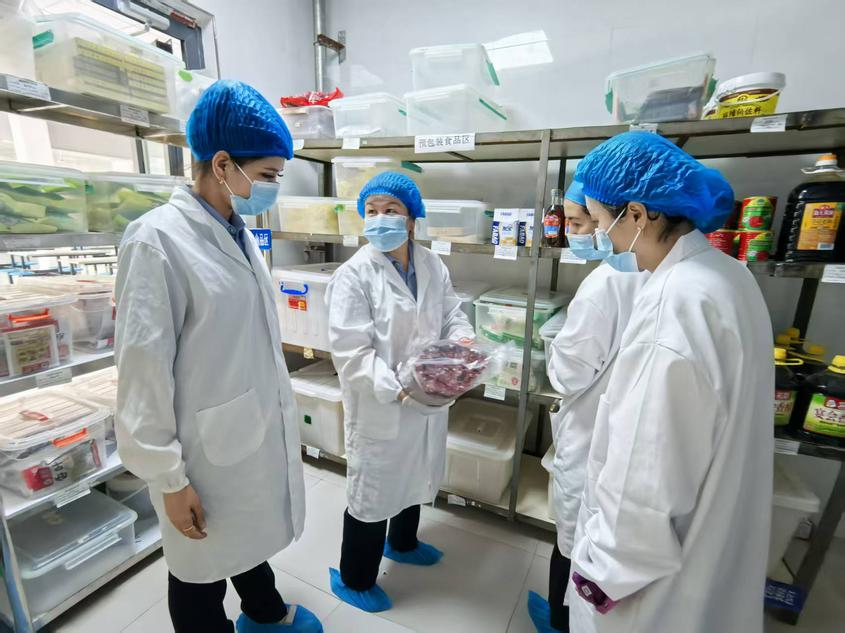 尉犁县市场监督管理局开展高考考点及周边食品安全专项检查