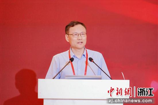 图为朱彪教授。受访者供图