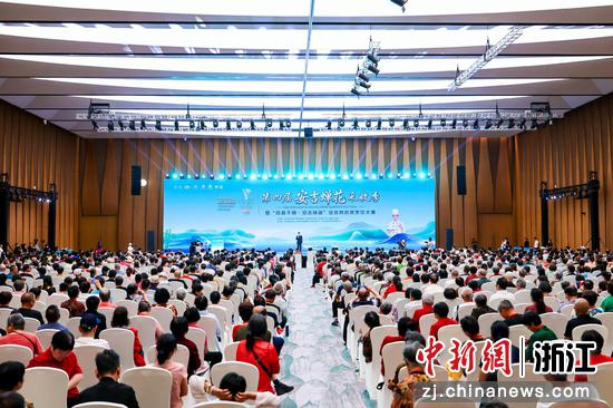 浙江安吉，安吉蝉花采收季暨“百县千碗·安吉味道”特色煲烹饪大赛。主办方供图