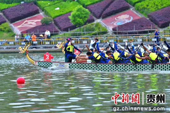 贵州省第十二届运动会龙舟赛、独竹漂比赛在惠水开赛