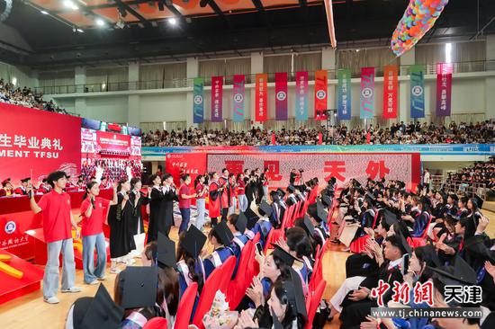图为活动现场。(天津外国语大学供图) 图为活动现场。(天津外国语大学供图)