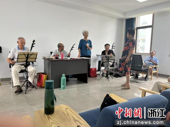 村民排练现场。 煤山镇 供图 村民排练现场。 煤山镇 供图
