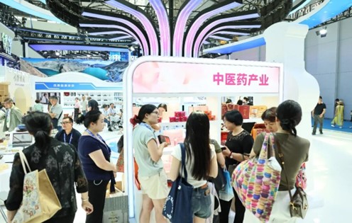 人气爆棚！新疆喀什中医药产品在亚博会上“圈粉”无数