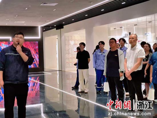 近日,活动现场。(镇海区总工会供图) 近日,活动现场。(镇海区总工会供图)