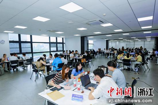 比赛现场。主办方供图 比赛现场。主办方供图