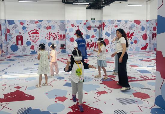 图为活动现场。(天津外国语大学供图) 图为活动现场。(天津外国语大学供图)