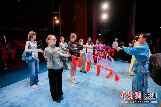 图为活动现场。(天津师范大学供图) 图为活动现场。(天津师范大学供图)
