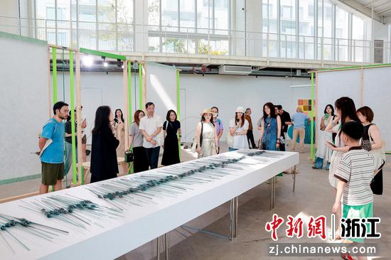 7月18日，游客观展现场。&nbsp;（主办方供图）