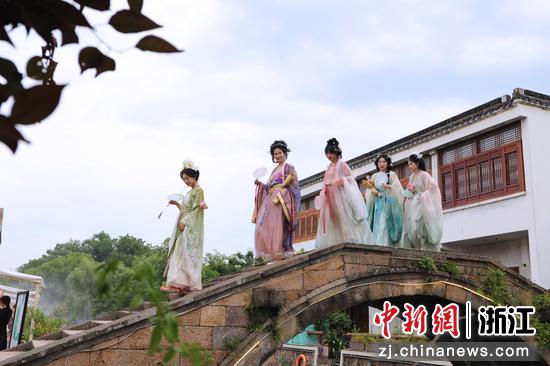 浙江湖州吴兴，“百坦市集”现场。主办方供图