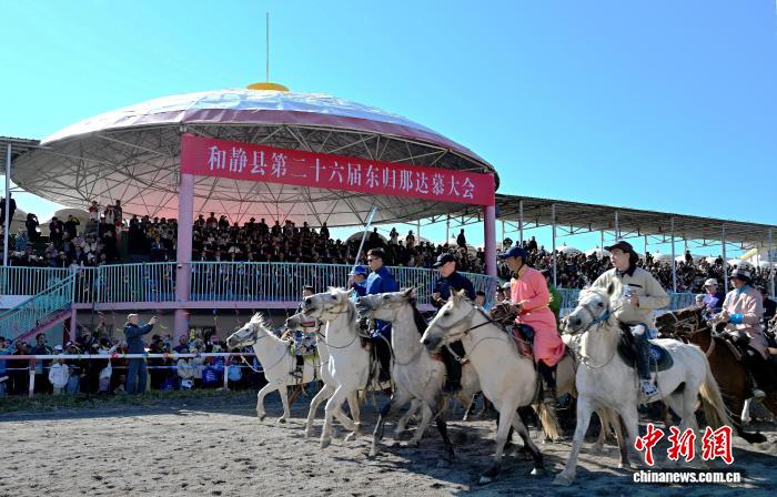 新疆和静县第二十六届东归那达慕大会启幕