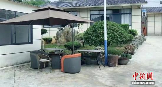 图为贵阳市修文县幸福村闲置农房改造的民宿。高艳飞 供图
