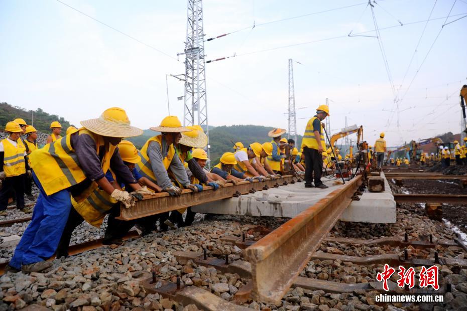 贵州黄桶至广西百色铁路站改工程启动 预计2028年建成通车