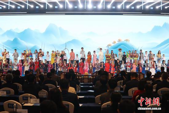 图为开幕式现场。瞿宏伦摄
