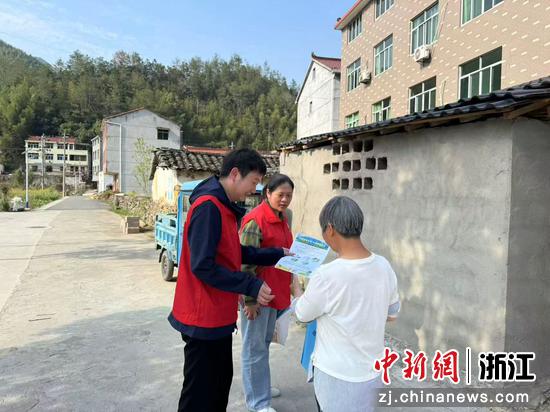 日前，丽水排水开展基层志愿服务。乔丽丽&nbsp;供图