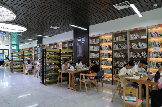 贵州三都文体场馆免费开放守护青少年多彩暑假