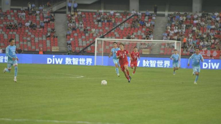 2026“同心杯”新疆足球超级联赛季军争夺战上演