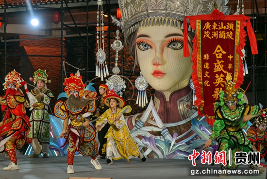 图为活动现场。