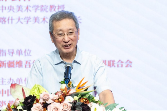 中国文联第十届副主席、中国电视艺术家协会第六届主席胡占凡先生。