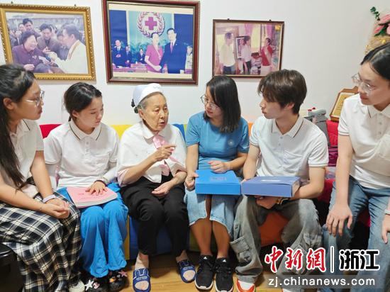 暑期社会实践现场。浙江中医药大学供图