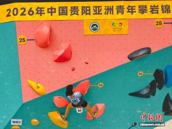 图为比赛精彩瞬间。中新网记者张伟 摄