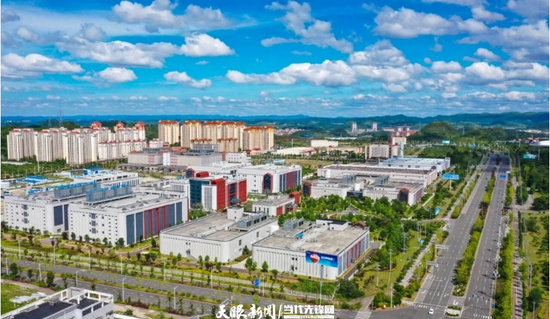 中国电信云计算贵州信息园。黄镇华 摄
