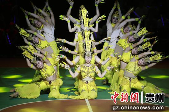 活动现场的表演