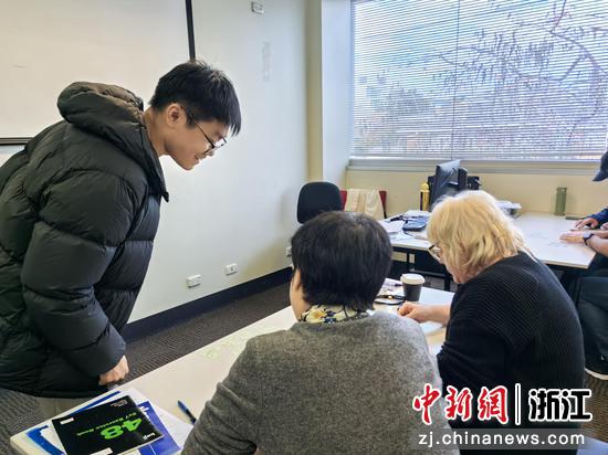近日,学员讨论现场。(浙江工商职业技术学院供图) 近日,学员讨论现场。(浙江工商职业技术学院供图)