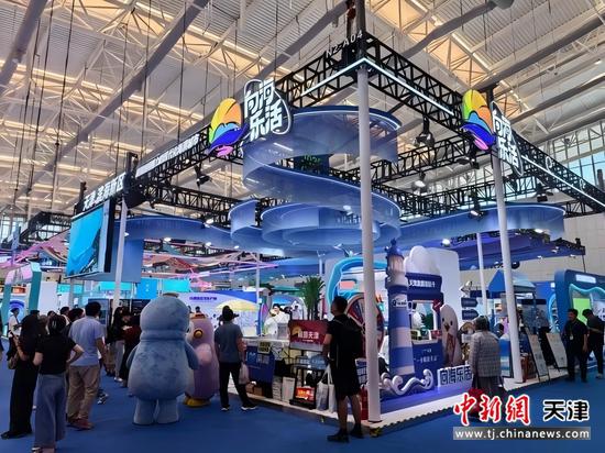 图为“向海乐活”主题展。(天津市滨海新区供图) 图为“向海乐活”主题展。(天津市滨海新区供图)