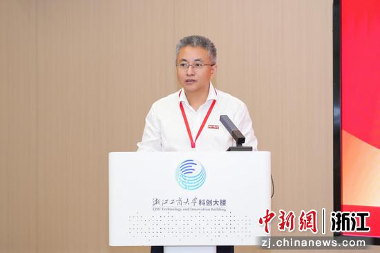 浙江工商大学校长王永贵 供图