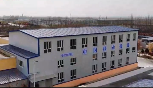 中国移动援建洛浦县维吾尔医医院制剂室。
