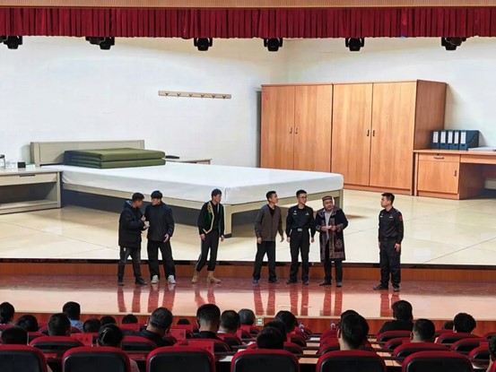 博州举办“党课开讲啦”“学习身边榜样”优秀案例集中展示活动
