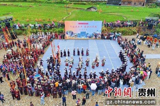 剑河县太拥镇昂英村开渔节活动现场。剑河县融媒体中心 供图 剑河县太拥镇昂英村开渔节活动现场。剑河县融媒体中心 供图