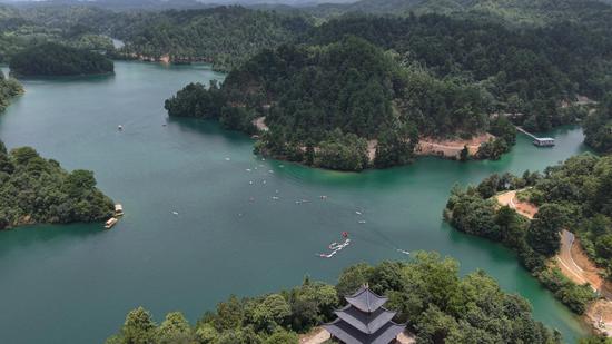杜鹃湖景区 杜鹃湖景区