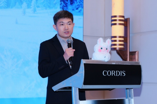 中视影光传媒集团有限公司总经理李虎发言。
