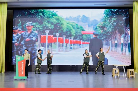 现场展演。