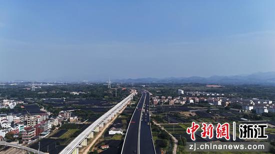 建设中的甬金衢上高速金华城区段项目。浙江交通集团&nbsp;供图