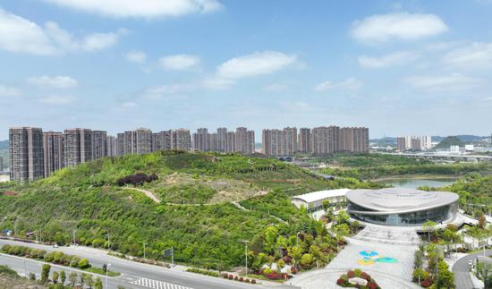 贵阳市体育文化公园。代胜强 摄