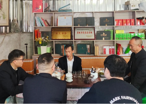 凤冈县“企业之家”为企业提供上门服务 凤冈县“企业之家”为企业提供上门服务