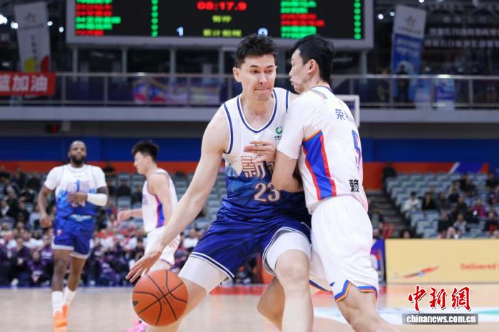 CBA：新疆男篮主场两连胜