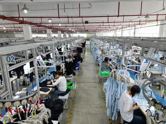 贵州质品服饰加工车间