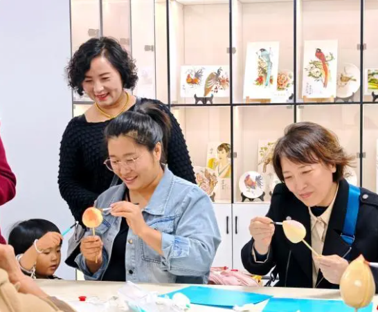 曾经在中原走街串巷的手艺，如今到了新疆兵团成了……