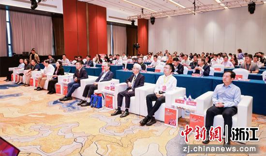 2026世界青年科学家峰会平行论坛青年科技型企业家圆桌论坛现场。主办方&nbsp;供图