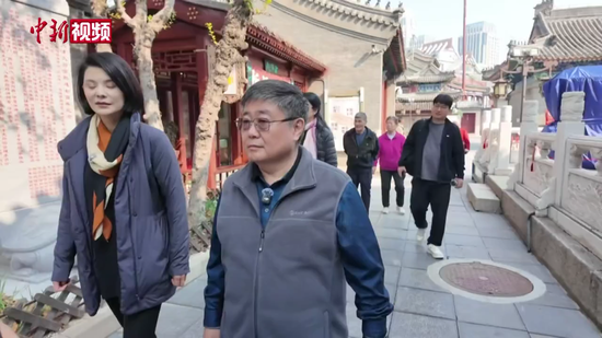 台胞吕礼诗返乡寻根 参访天津天后宫感受同源文脉