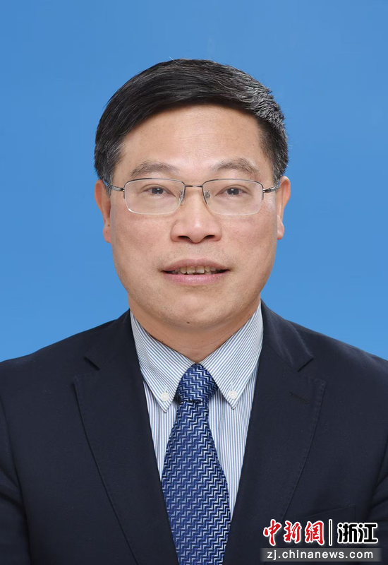 浙江省政府咨询委委员，浙江省发展规划研究院副院长 兰建平