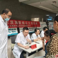 “毛医生”凭什么在火洲扎了根？